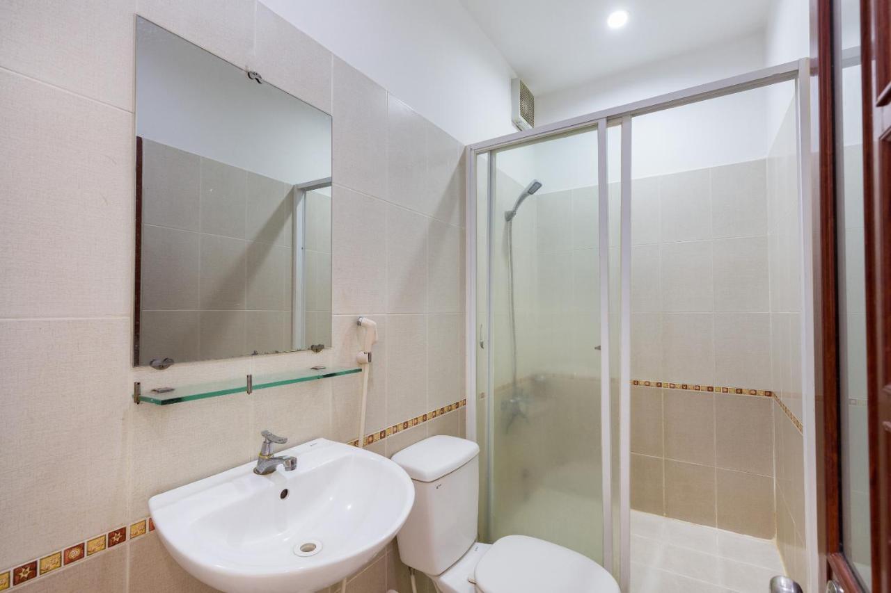 Oyo 424 Minh Anh Hotel Хошимін Екстер'єр фото
