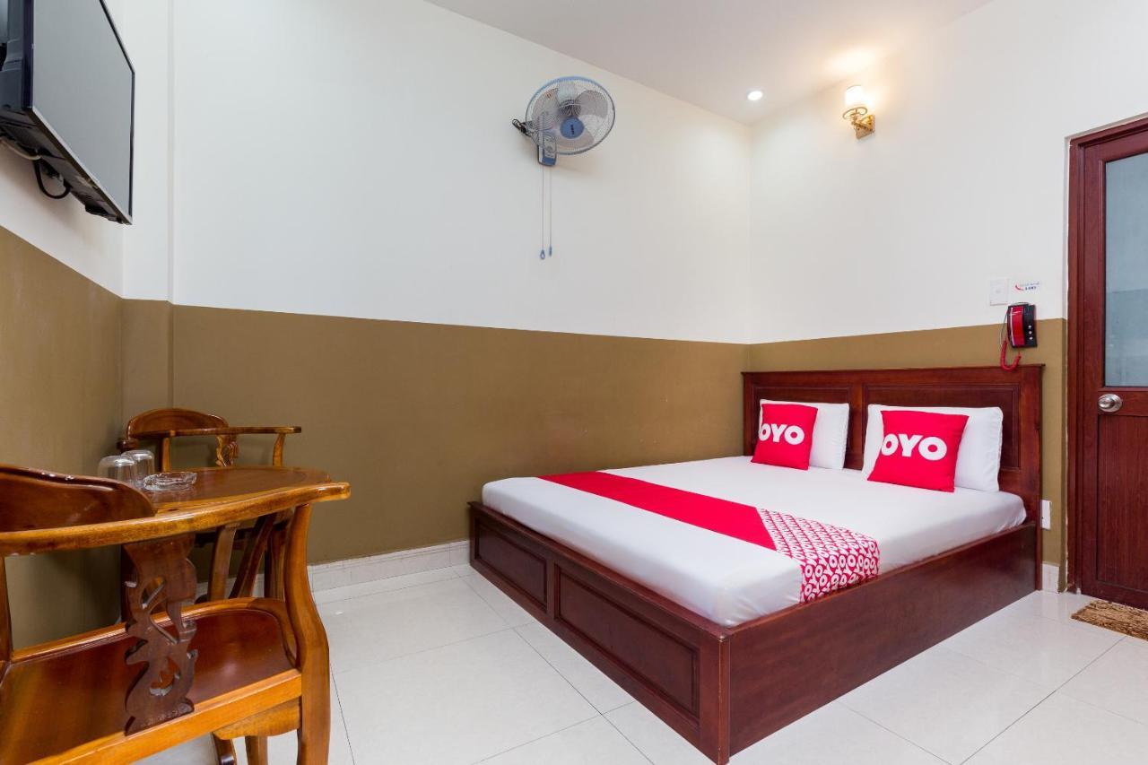 Oyo 424 Minh Anh Hotel Хошимін Екстер'єр фото